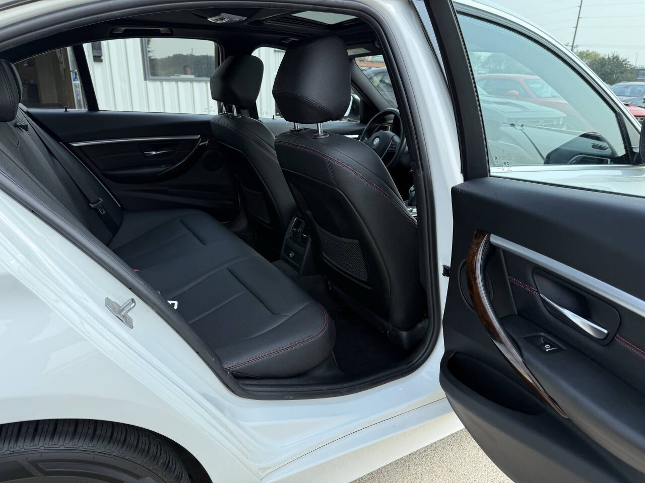 2017 Bmw 330i xDrive photo 11