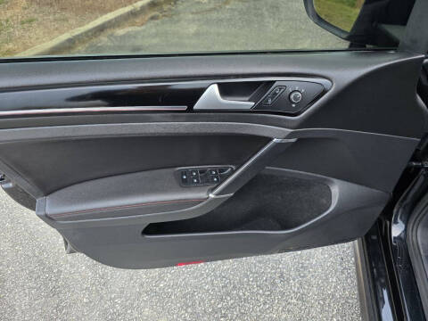 2016 Volkswagen Golf GTI Autobahn