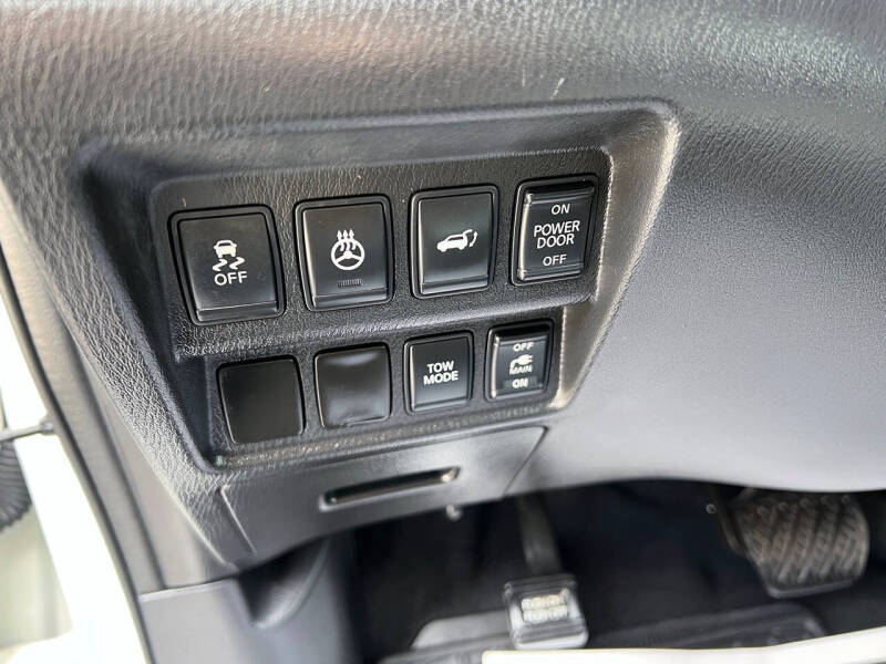 2013 Nissan Pathfinder Platinum