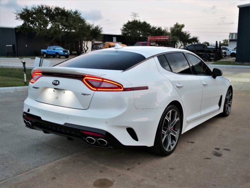 2018 Kia Stinger GT2