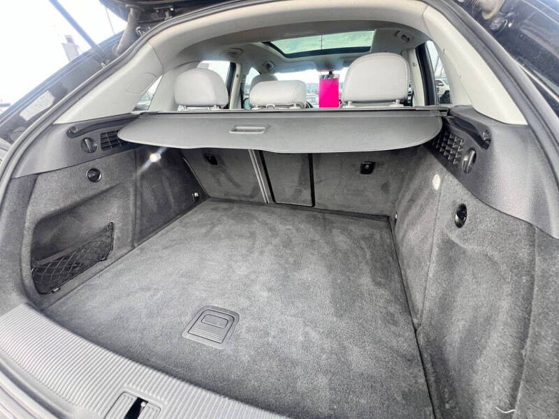 2017 Audi Q3 2.0T quattro Premium