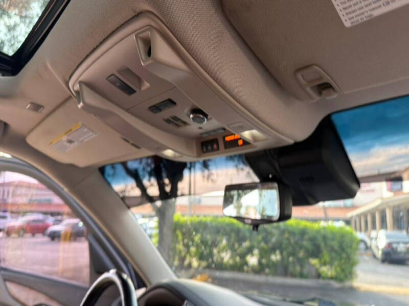 2017 Cadillac Escalade ESV Premium Luxury