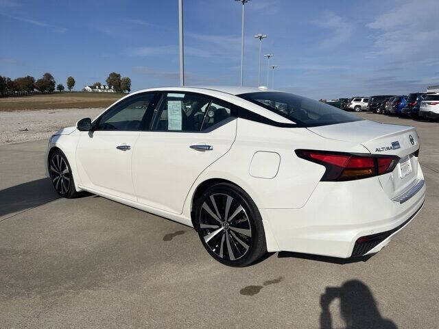 2020 Nissan Altima 2.5 Platinum