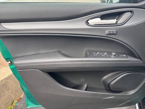 2025 Alfa Romeo Stelvio