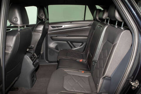 2024 Volkswagen Atlas Cross Sport SE 4Motion