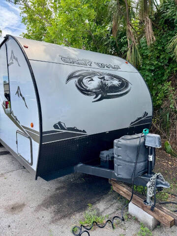 2022 Forest River GREY WOLF