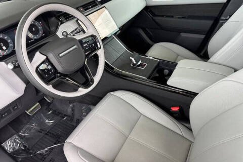 2026 Land Rover Range Rover Velar P250 Dynamic SE