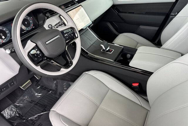 2026 Land Rover Range Rover Velar P250 Dynamic SE