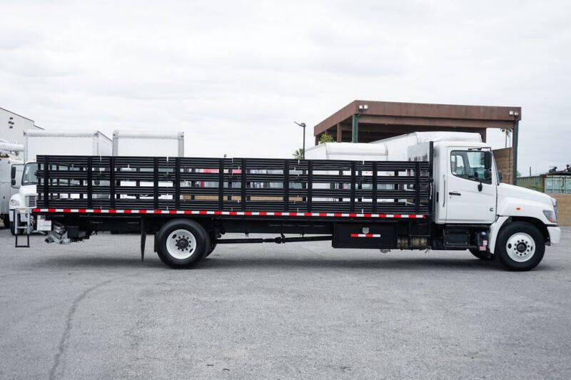 2025 Hino L6