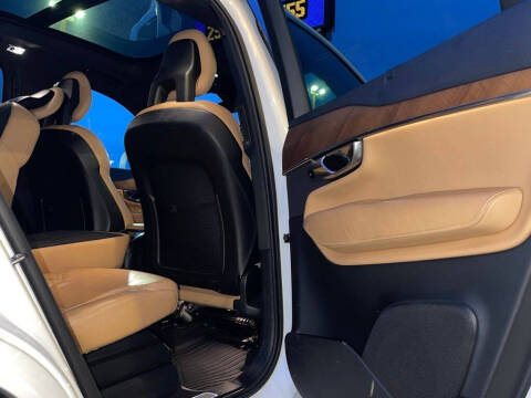 2018 Volvo XC90 T8 eAWD Inscription