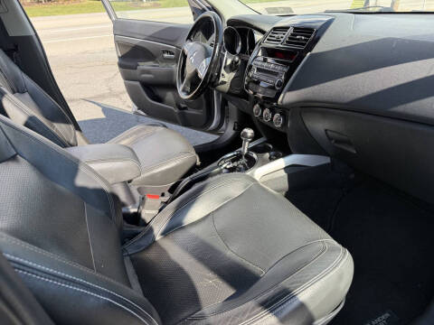 2012 Mitsubishi Outlander Sport SE