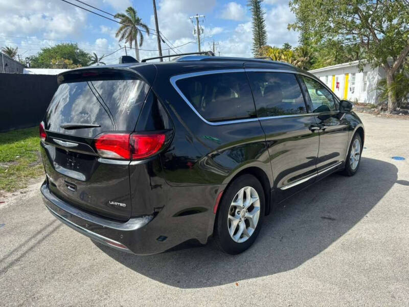 2020 Chrysler Pacifica Limited
