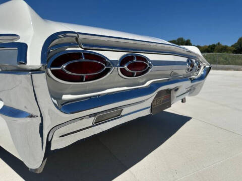 1962 Oldsmobile Starfire