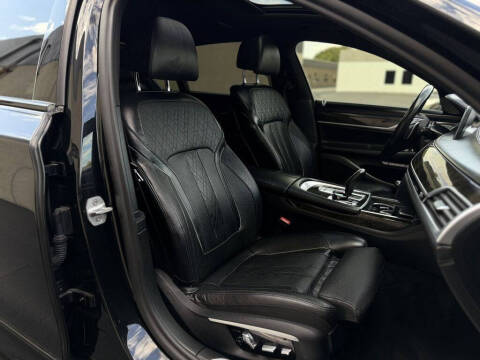 2017 BMW 7 Series 750i