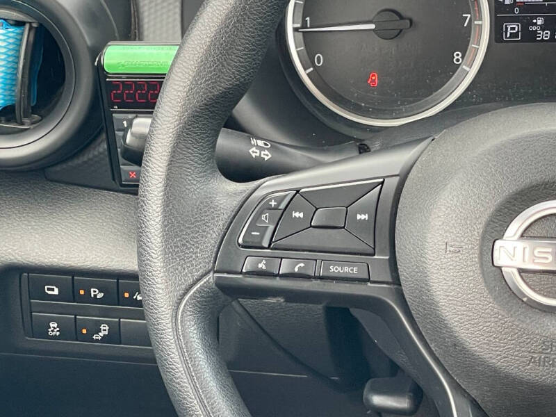 2023 Nissan Kicks S