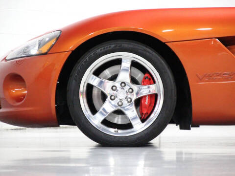 2005 Dodge Viper SRT-10