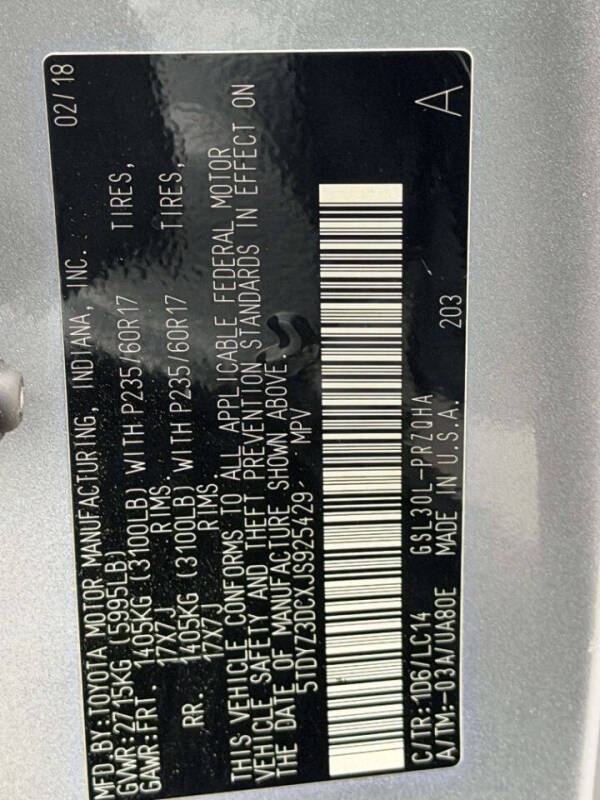 2018 Toyota Sienna XLE 8-Passenger