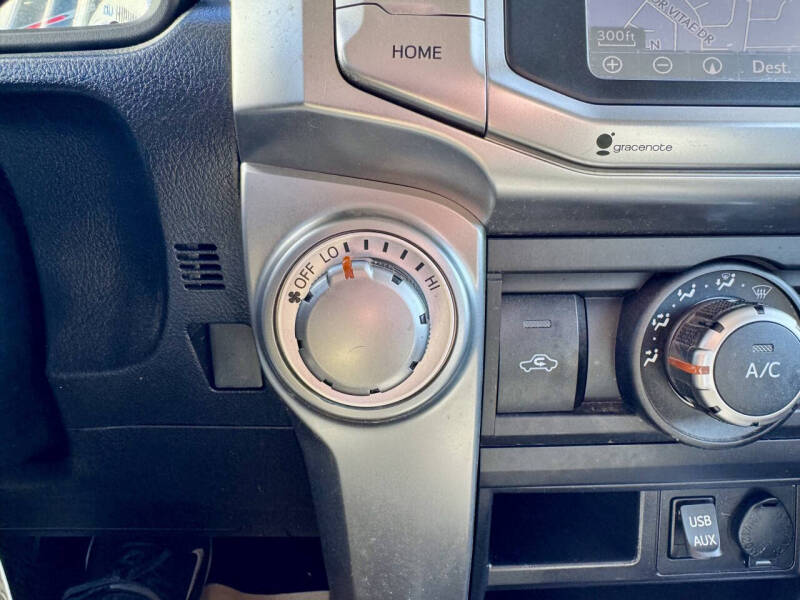 2017 Toyota 4Runner SR5 Premium