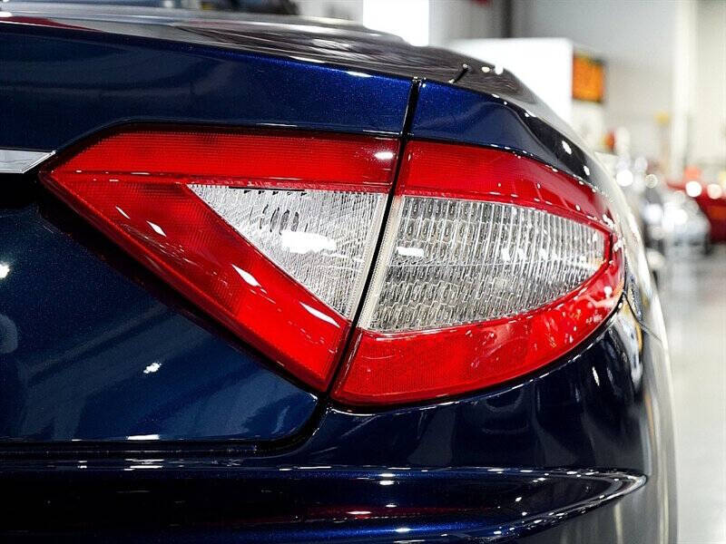 2014 Maserati GranTurismo 23