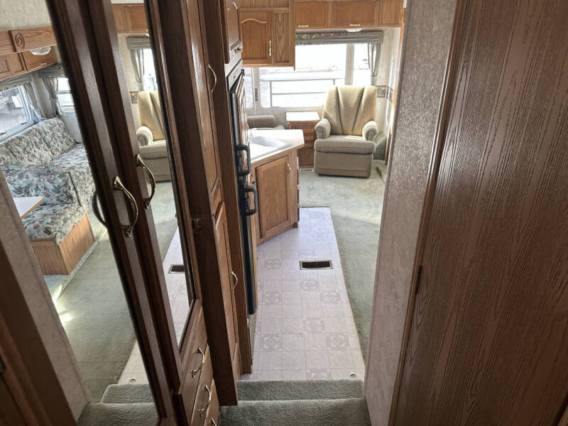 2001 Keystone RV Cougar