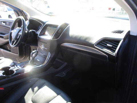 2018 Ford Edge Titanium