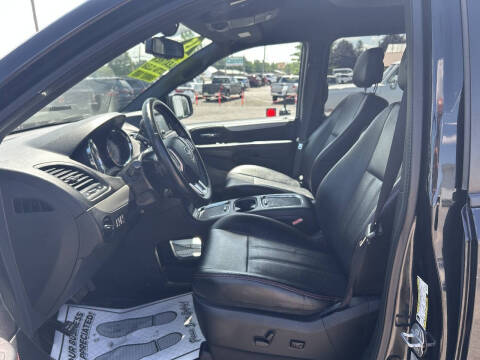 2015 Dodge Grand Caravan R/T
