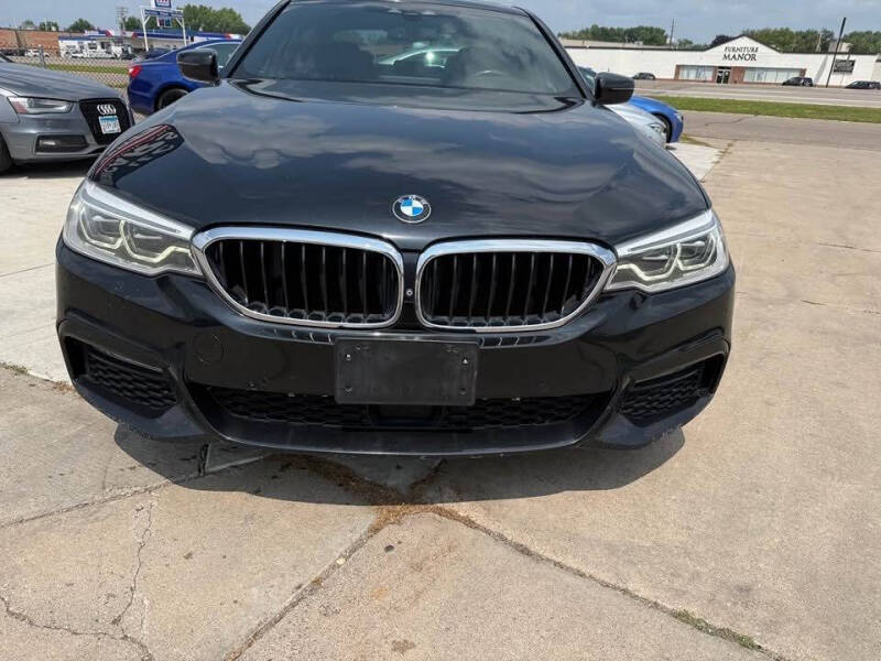 2017 BMW 5 Series 540i