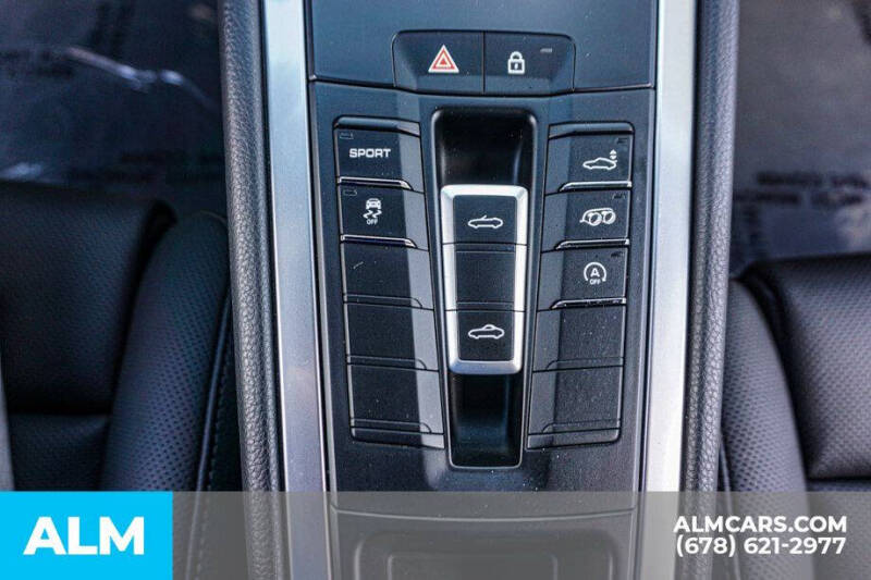 2024 Porsche 718 Boxster S