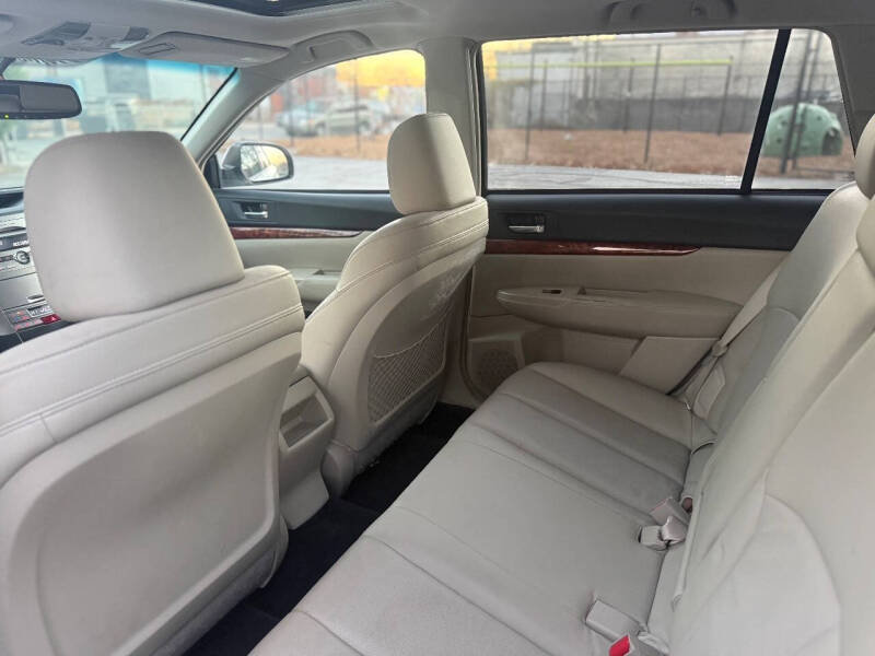 2011 Subaru Outback 2.5i Limited