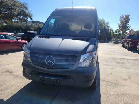 2018 Mercedes-Benz Sprinter Worker 2500