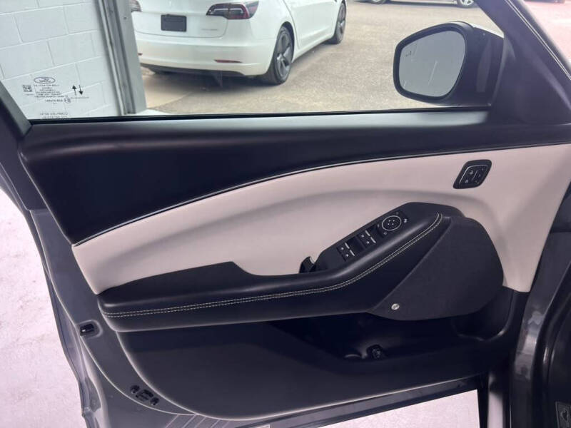 2021 Ford Mustang Mach-E Premium