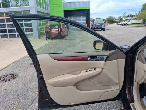 2004 Lexus ES 330