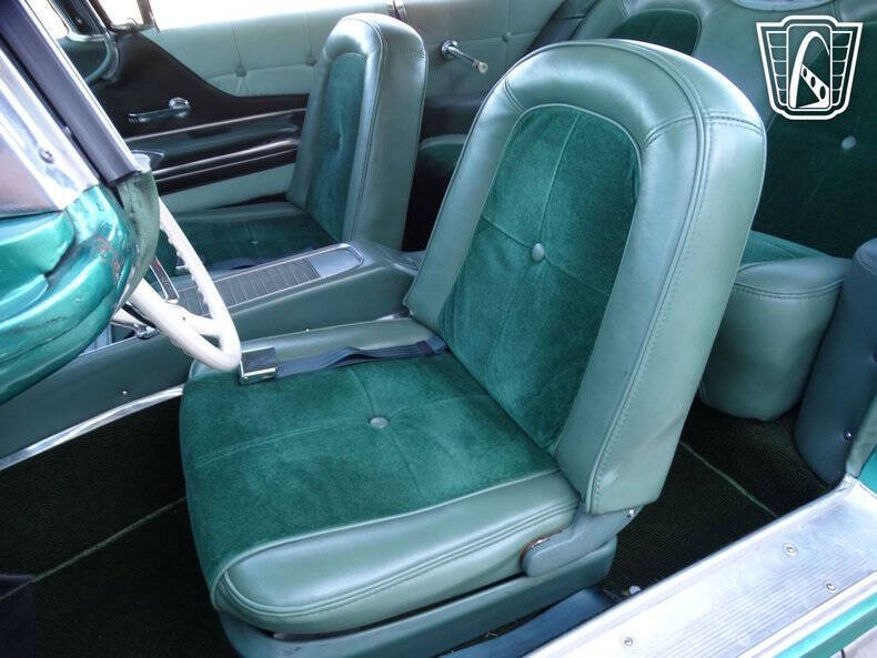 1960 Ford Thunderbird