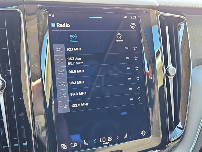 2023 Volvo XC60 B5 Core