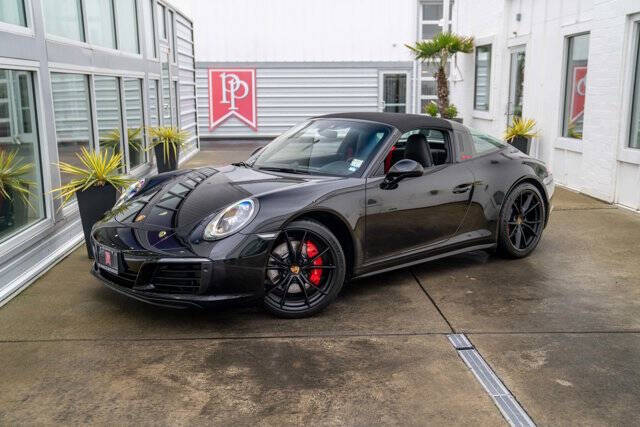 2018 Porsche 911 10