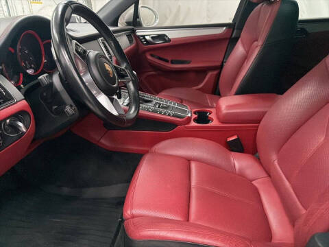 2017 Porsche Macan GTS