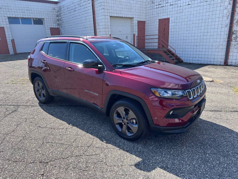 2022 Jeep Compass Latitude Lux