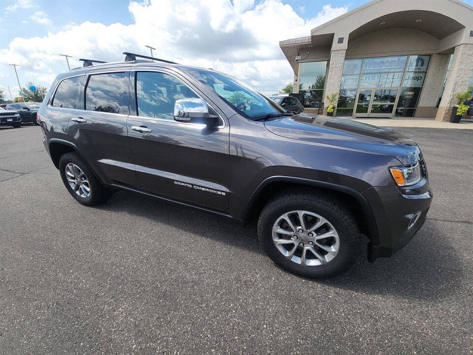 2015 Jeep Grand Cherokee for sale at Victoria Auto Sales in Victoria, MN