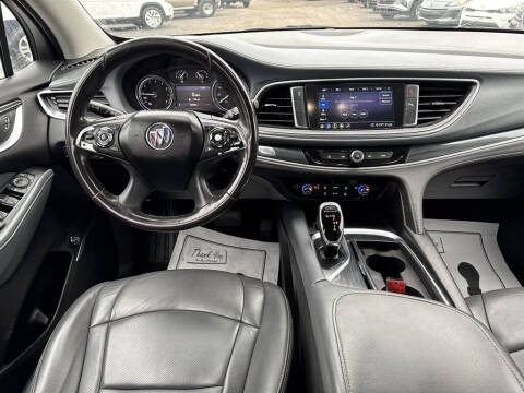 2020 Buick Enclave Essence