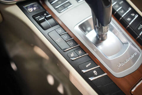 2011 Porsche Panamera