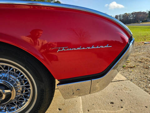 1961 Ford Thunderbird
