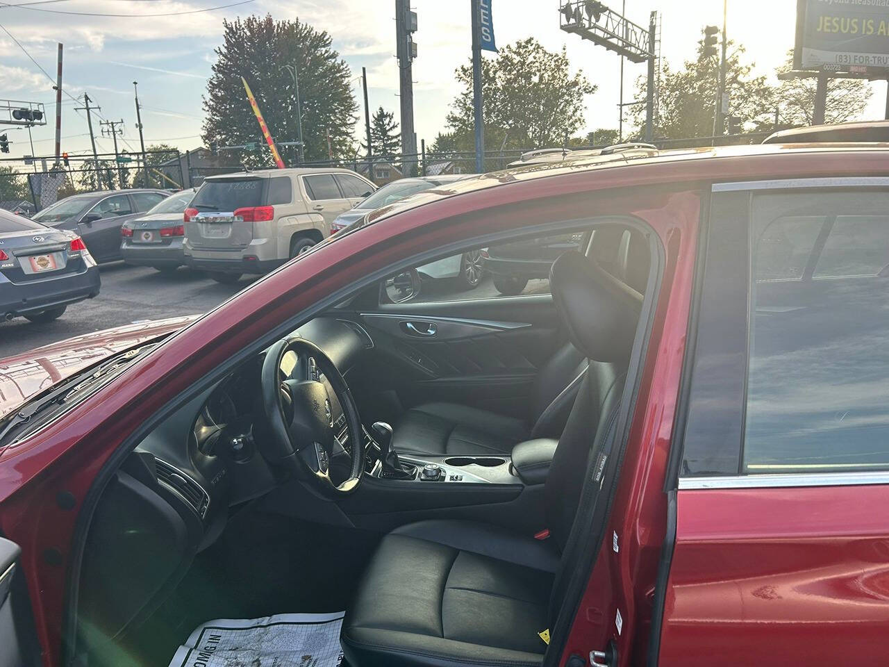 2015 INFINITI Q50 for sale at Chicago Auto House in Chicago, IL