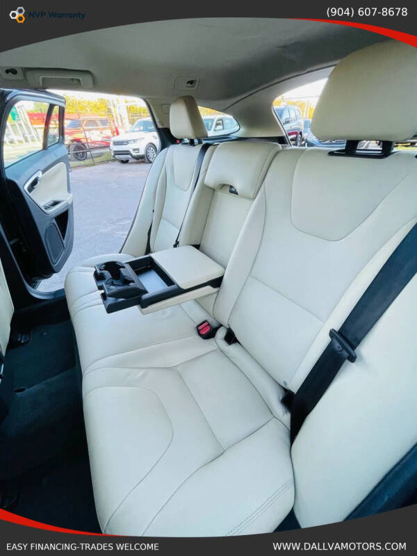 2017 Volvo V60 T5 Premier