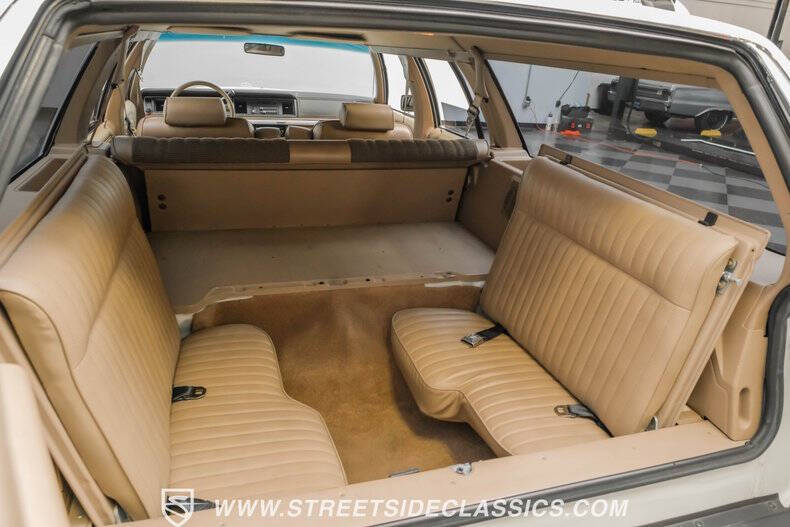 1990 Ford LTD Crown Victoria