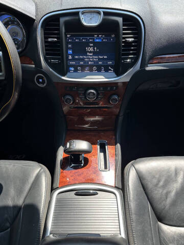 2014 Chrysler 300
