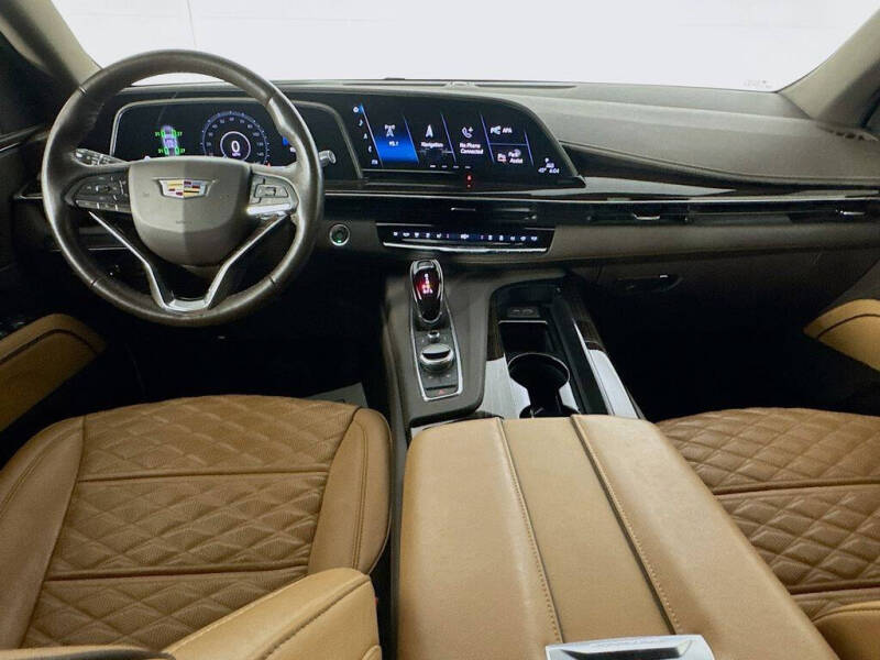 2022 Cadillac Escalade Sport