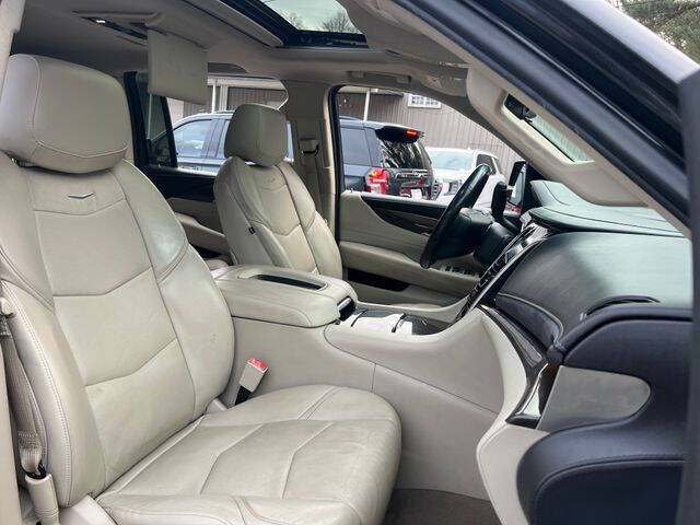 2019 Cadillac Escalade ESV Luxury