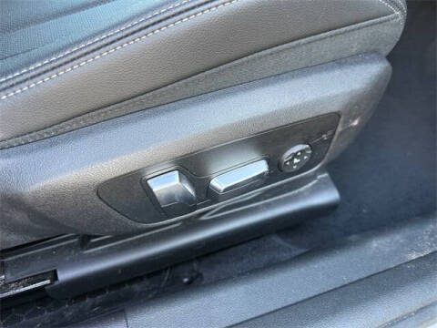 2024 BMW 3 Series 330i xDrive