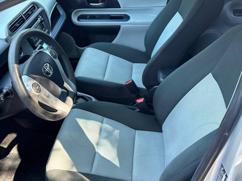 2012 Toyota Prius c Three
