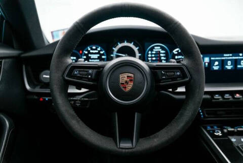 2020 Porsche 911 Carrera